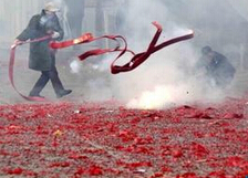 《铁血红安》刘铜锣坐飞机上扔手榴弹确有此