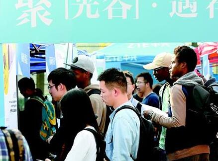 访斗鱼CEO张文明:做视频直播就像在挖一座金