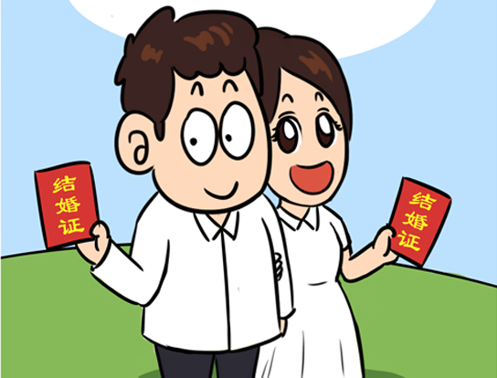 重机摩托狂飙170码 汉宜高速惊险上演生死时速