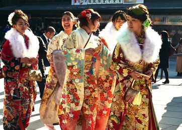 武汉专车拟纳入出租车管理 高中以下学历不能