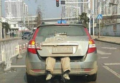 东西湖保税区签约进口商品直销中心 名牌包可