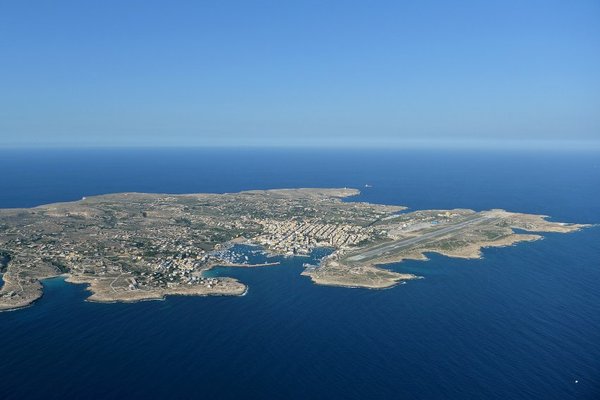 ��������������ȫ���������Ǿ����������͵�ɴ�ǰ�����������ŷ�޵ıؾ�֮·��