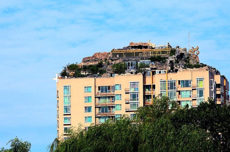 ������ţΥ�� ��¥������������ͼ�ع�