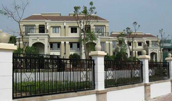 深圳国税局坐拥16栋别墅 回应称系自负盈亏单位