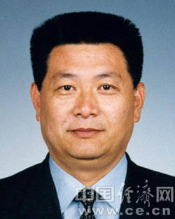 全国政协经济委员会原副主任杨刚受贿、