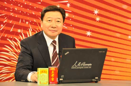 十八大代表,十堰市委书记周霁做客人民网 与网友互动交流