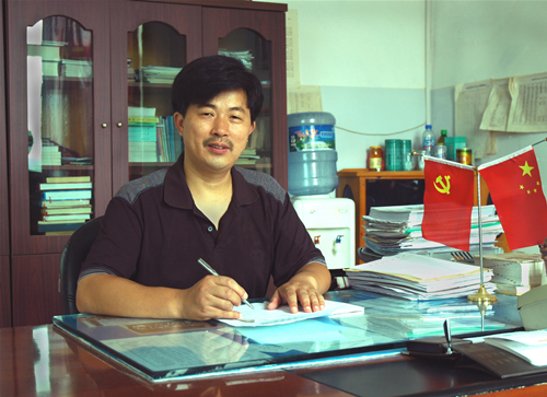 蕲春县实验中学