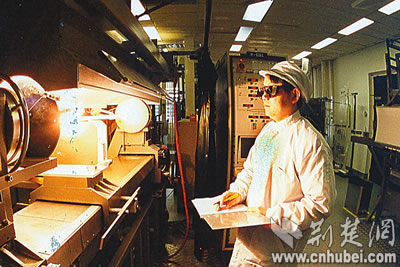 武汉长飞光纤光缆有限公司-荆楚网 www.cnhub