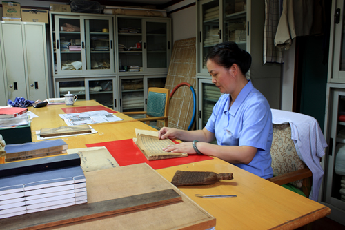 古籍修复-荆楚网 www.cnhubei.com