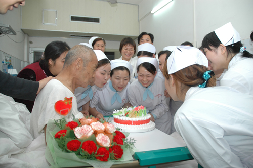 21 咸宁市中心医院-荆楚网 www.cnhubei.com