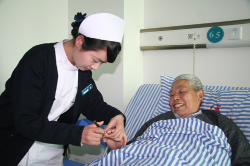 13 襄阳市中医院-荆楚网 www.cnhubei.com