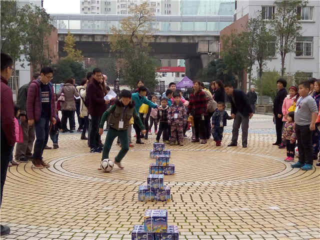 足球知识趣味问答_足球趣味游戏小学生