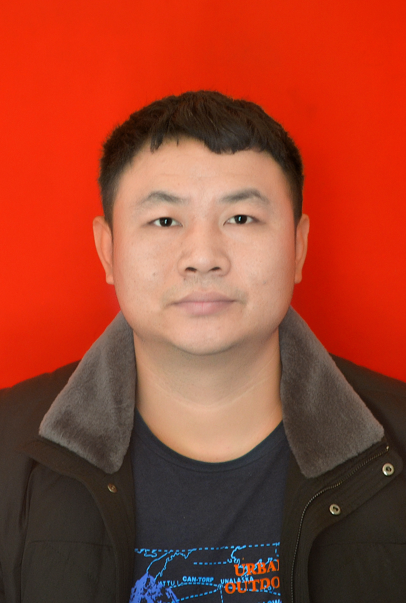 陈雷