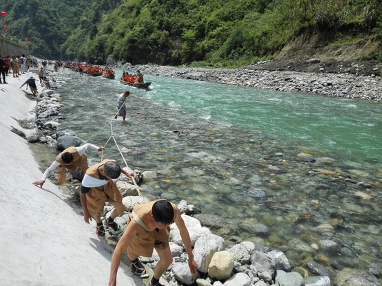 第五届长江三峡(巴东)纤夫文化旅游节开幕