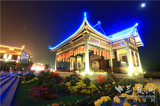 8 龙泉铺古镇夜景.jpg 8 龙泉铺古镇夜景.jpg