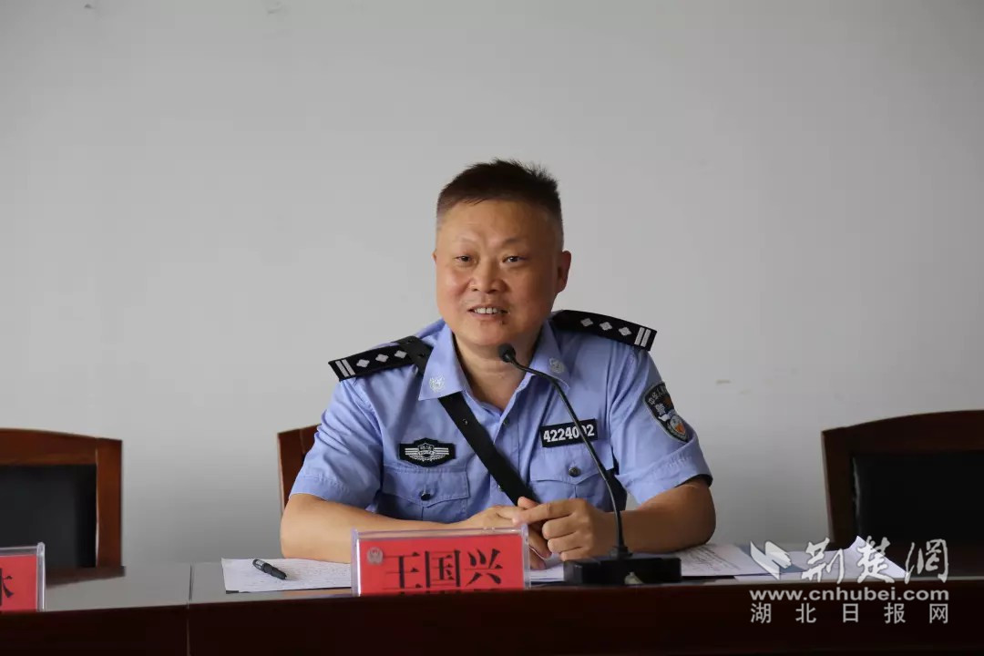现身说法,集体宣誓,展厅参观… 武昌监狱主题党日集中