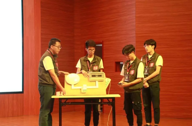 首届湖北省技工院校学生创业创新大赛在荆州举行