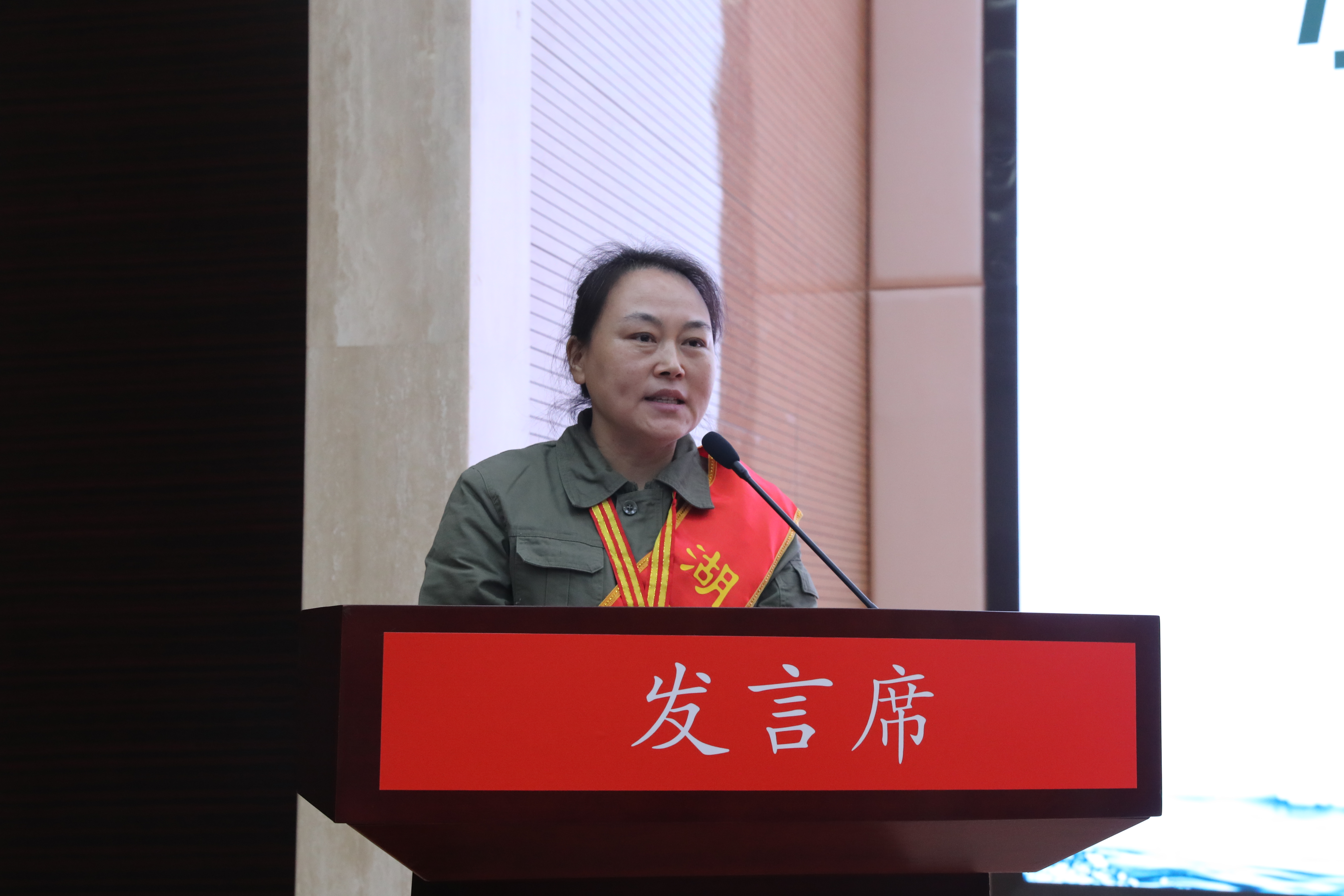 ��ǣ�Сˮ�εĳɳ�֮·