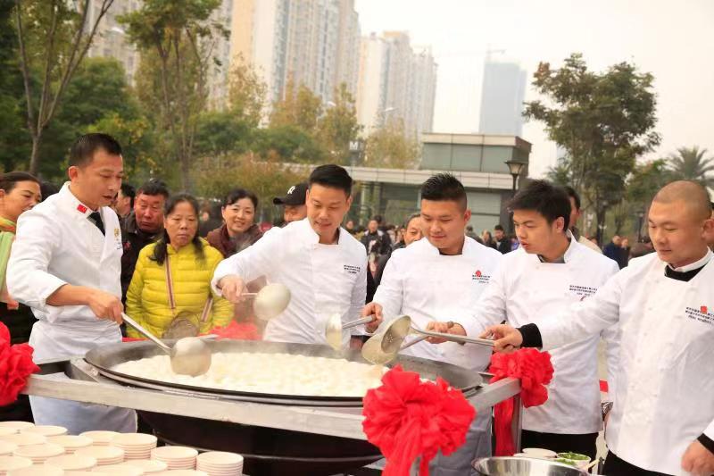 ��������Ʒ����ʦ�����ں�������