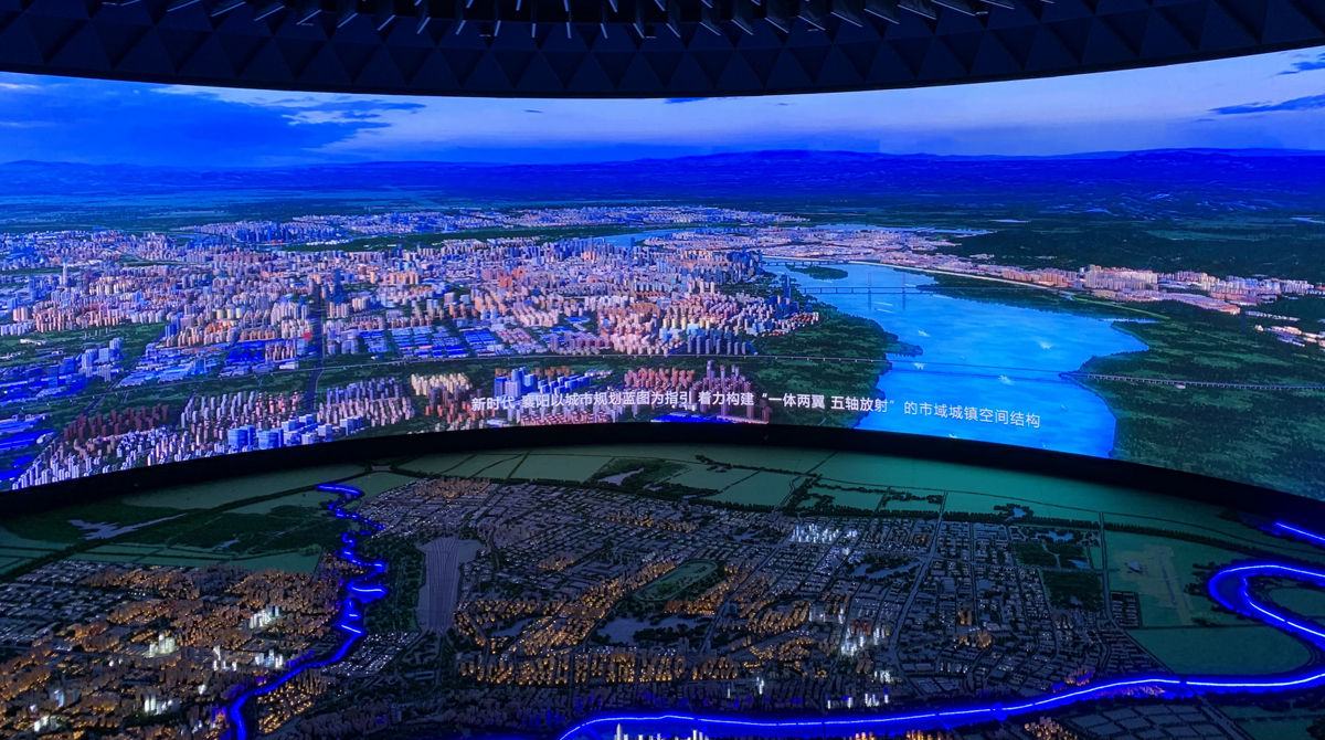 【2020・指尖城市】VR互动式体验：市规划展览馆智慧“浓缩”古城襄阳现代化转型