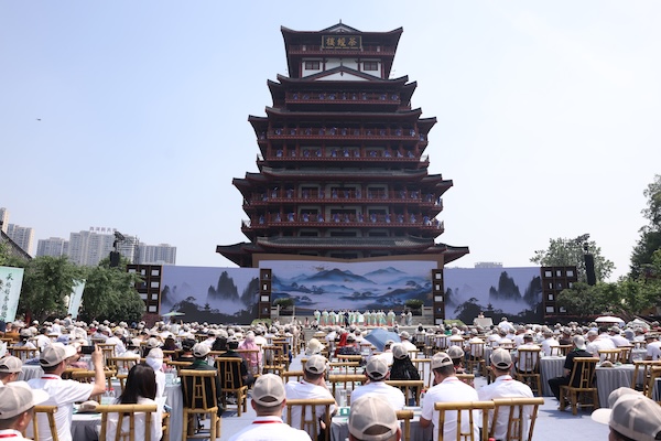 2025����½����Ļ����νڿ�Ļ