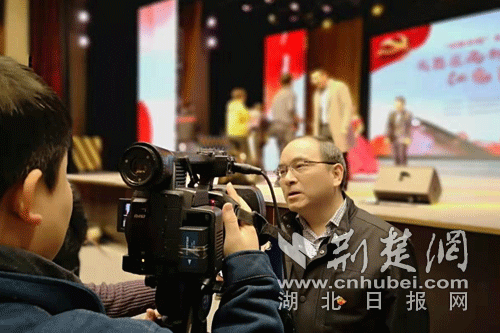 武昌区举行两新组织党员职工红色家书演诵会