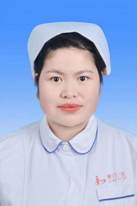 王君卉证件照高丹丹证件照邱其武证件照记者手记:向为生命逆行的白衣