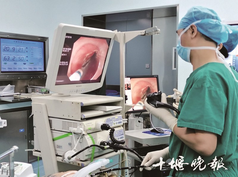 太和内镜黏膜下剥离术显神威 83岁老人食管癌病灶被剥除