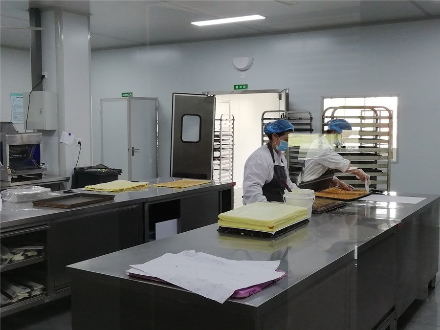 柳陂新村开办食品加工厂为村民谋增收甜路