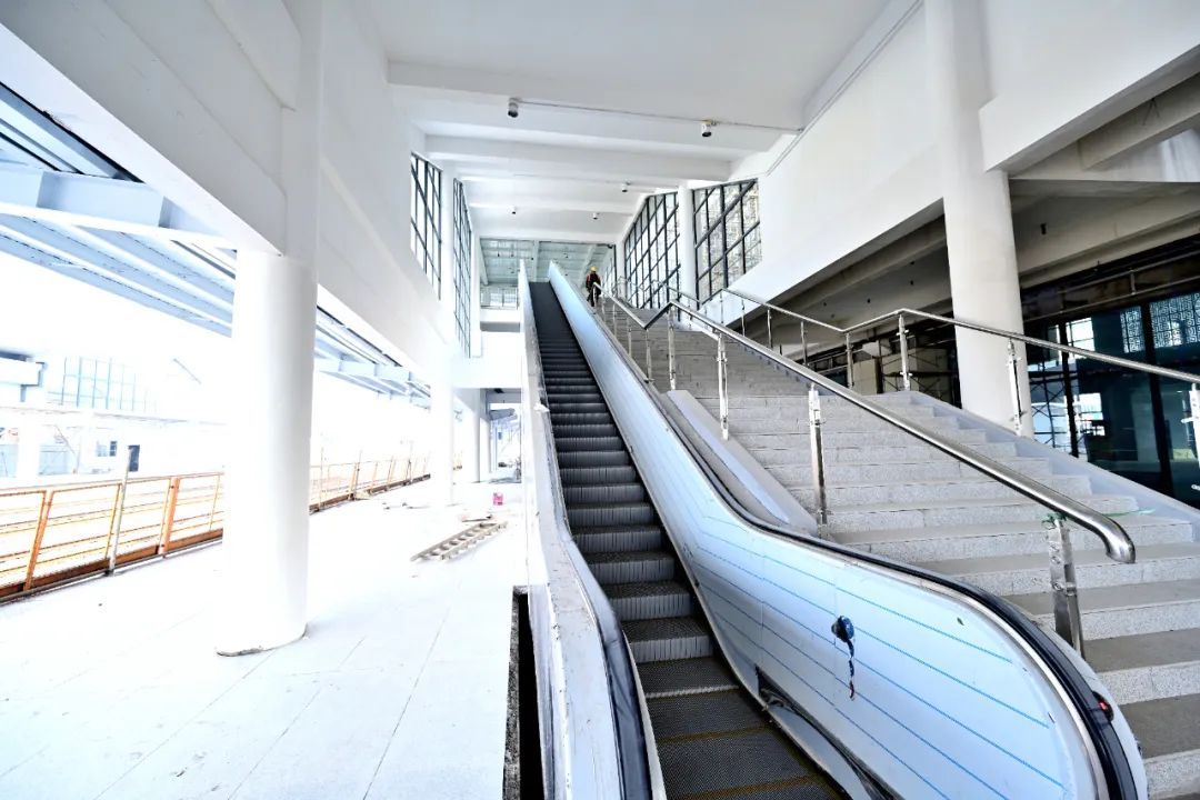 松滋火车站主体工程已完工即将开通运行