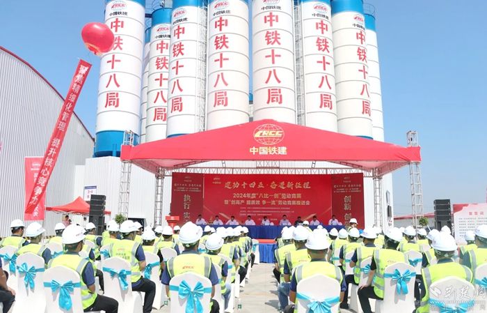 湖北武機(jī)工具磨床：高精密機(jī)床六十多臺(tái)，竭誠為您服務(wù)