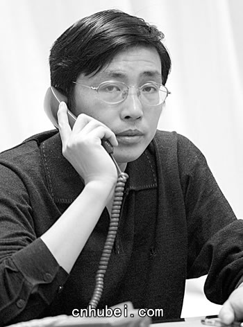 华中师范大学招办主任刘宏达答考生家长问图