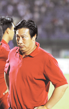 武汉队主场三连平 陈方平承认球队失控(图)