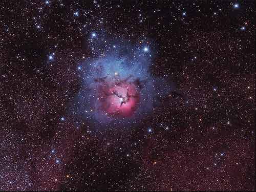 宇宙深处的秘密——星云(组图)