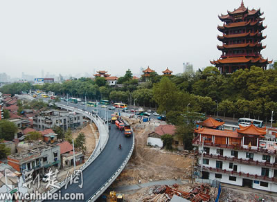 图文:阅马场下桥匝道工程将在5月1日前完工