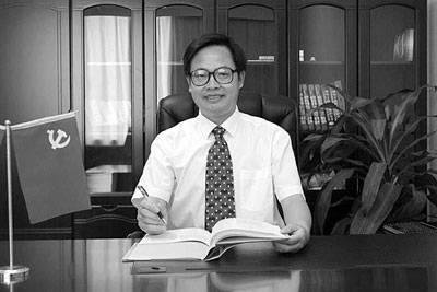 襄城区委书记费仁平抠出土地建设工业小区