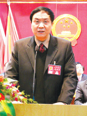 时政>本页发展目标:建鹦鹉洲高级商住区景观带,两江观光公园,月湖