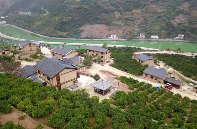 兴山县古夫镇深渡河村