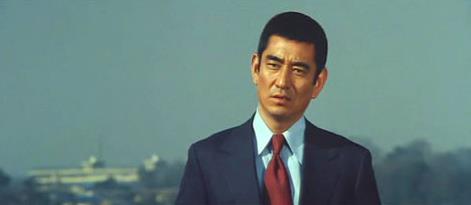 高仓健生平:主演《追捕》 80年代内地女性偶像