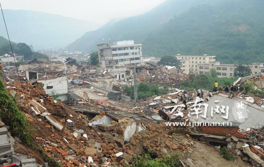 [云视角]黄金救援72小时逼近 鲁甸争分夺秒抢救生命