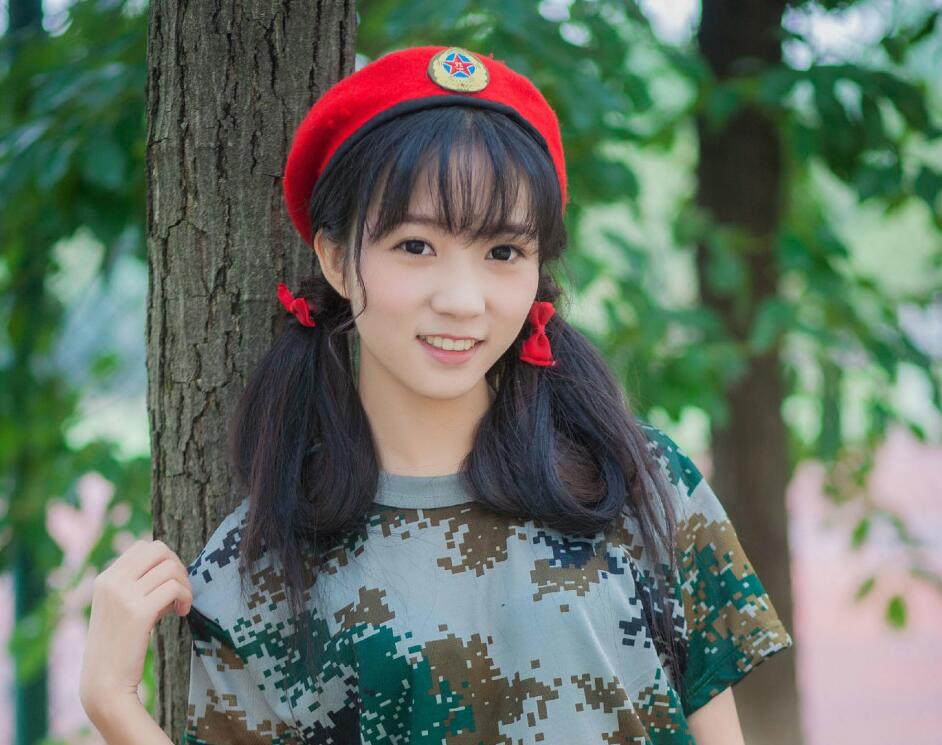 清纯90后美女游戏主播"蛮兔"私照曝光 宅男疯狂