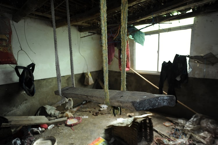 这是4名死亡留守儿童生前居住的房屋内景(6月11日,记者 陶亮 摄)