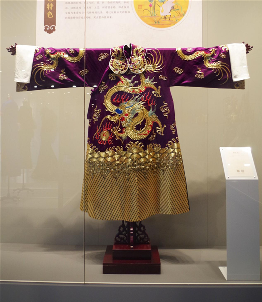 武汉市博物馆:"薪火相传 绣韵流芳"汉绣保护成果展(九)_荆楚网